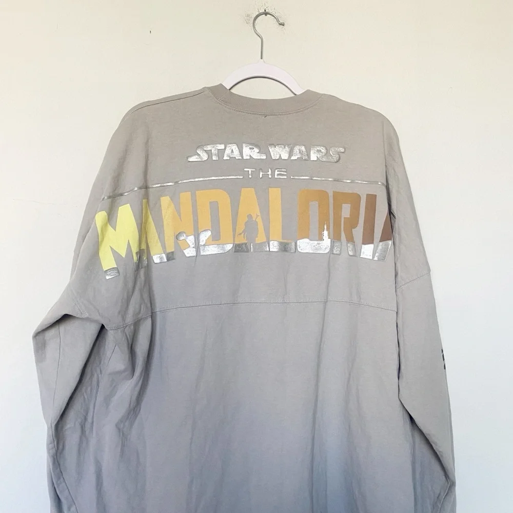 Disney Star Wars Mandalorian Chrome Spirit Jersey Gray/Silver Metallic Sz Large - Picture 7 of 10